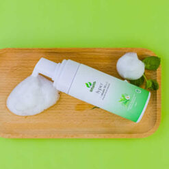 Dung dịch vệ sinh phụ nữ tạo bọt Trường Xuân Hyper Intimate Wash dung dich 8 optimized.jpg